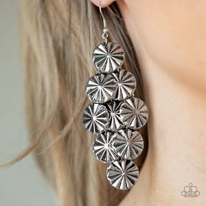 ❤️‍🔥5/$25❤️‍🔥 Star Spangled Shine Silver Earrings